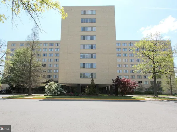 6641 Wakefield Dr APT 905, Alexandria, VA 22307