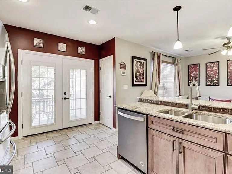 1617 Potomac Greens Dr #B — Photo 10