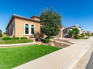 724 E Snowy Farm Dr, San Tan Valley, AZ 85140