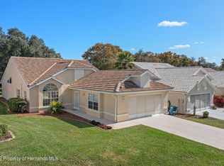 9310 French Quarters Cir, Weeki Wachee, FL 34613