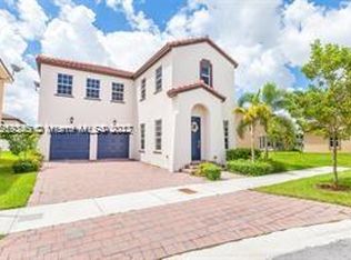 16952 SW 90th Terrace Cir, Miami, FL 33196