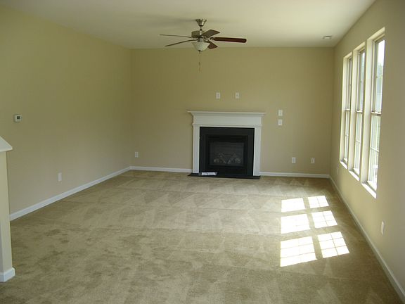 228 Gladstone Drive