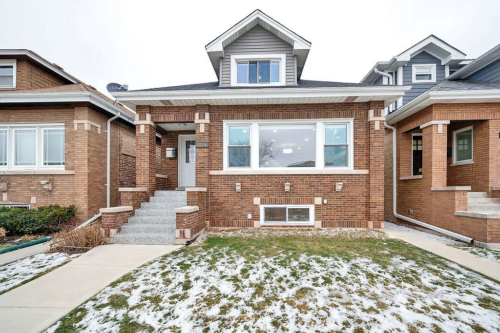 3115 N Lotus Ave photo 1