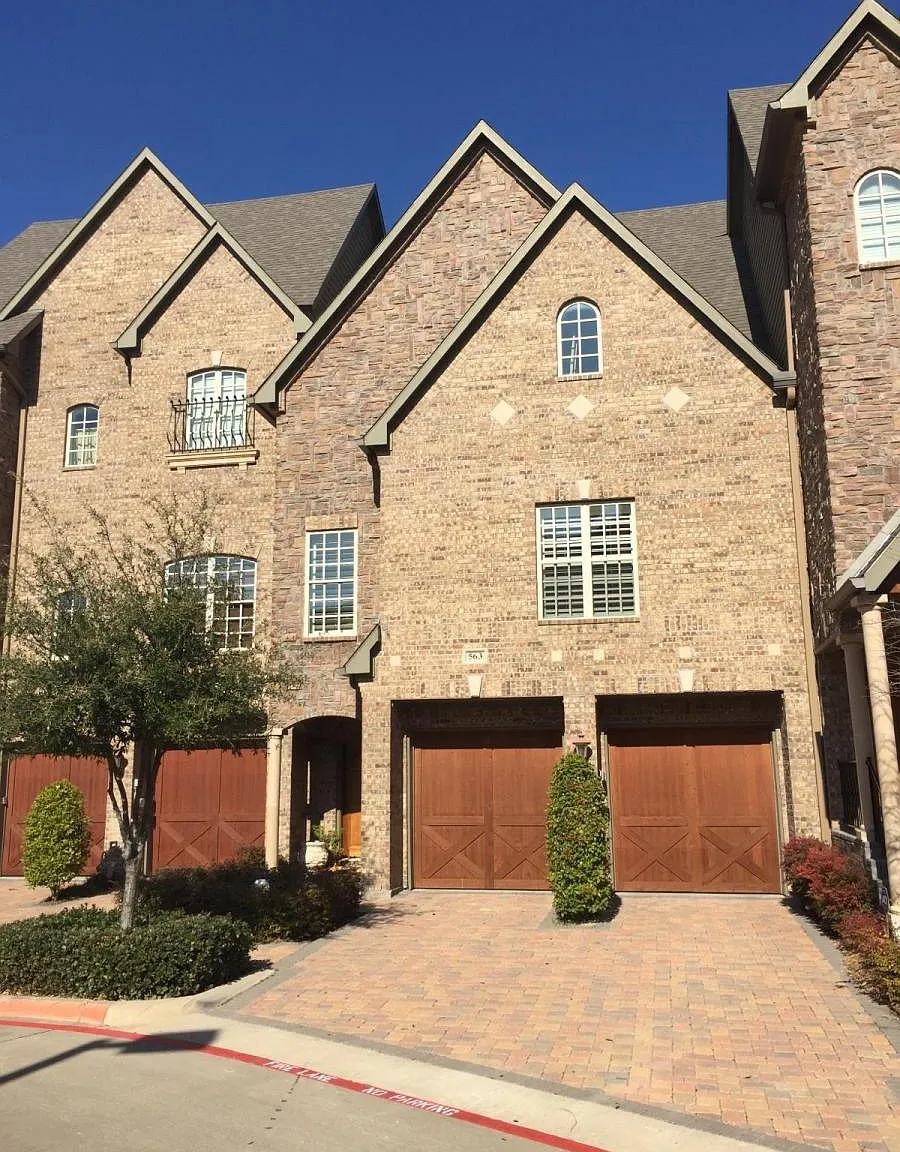 3 bed, 3025 sqft, $3,650 — Photo 1
