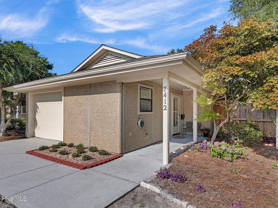 1st image of 7412 Ridgeview Place
