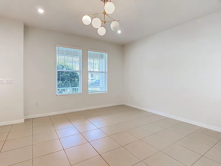 2437 Varenna Loop — Photo 9
