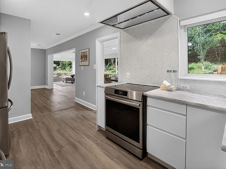 3305 W Coquelin Ter — Photo 13