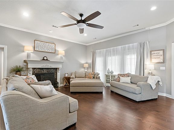 5th image of 5005 Cortney Cir
