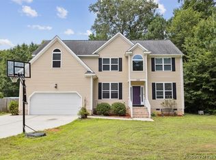 609 Allens Mill Rd, Yorktown, VA 23692