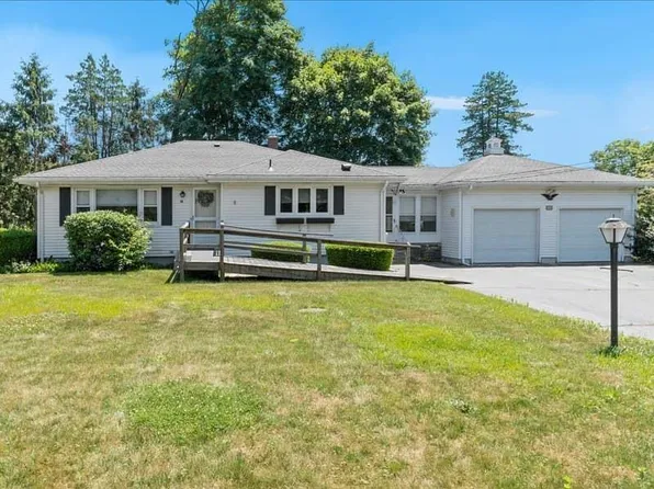 39 N Capalbo Dr, Westerly, RI 02891