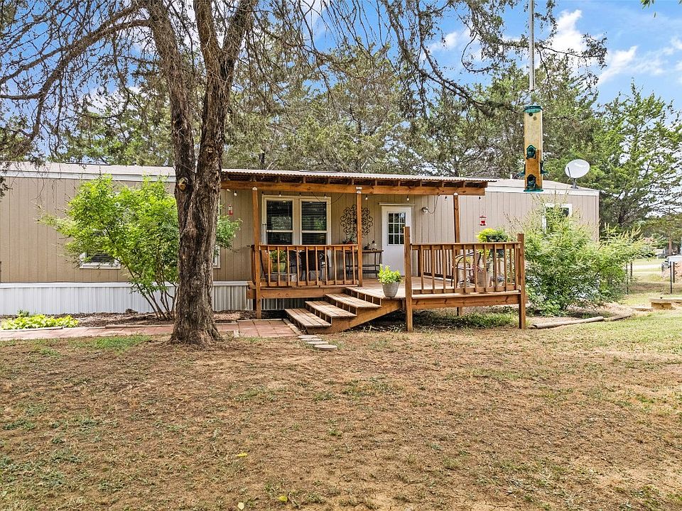 1st image of 313 Woodhaven Dr