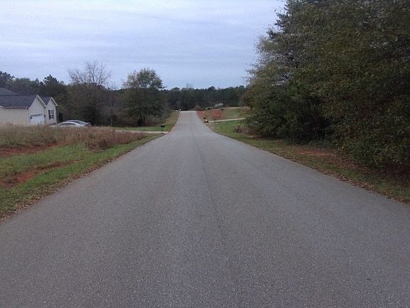 4th image of 117 Jenny Dr