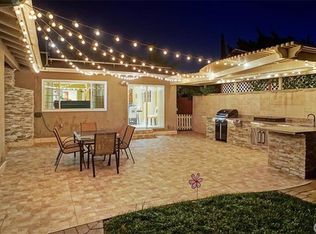 13344 Lull St, North Hollywood, CA 91605