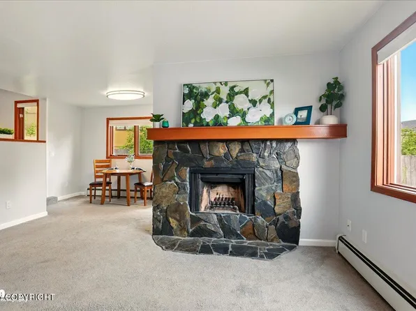 9740 Vanguard Dr APT 32, Anchorage, AK 99507