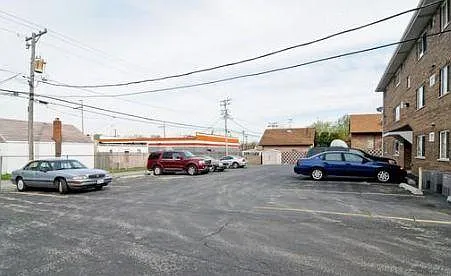 1 bed, 850 sqft, $1,200 — Photo 3