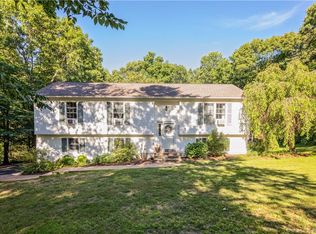 20 Old Parkwood Rd, New Milford, CT 06776