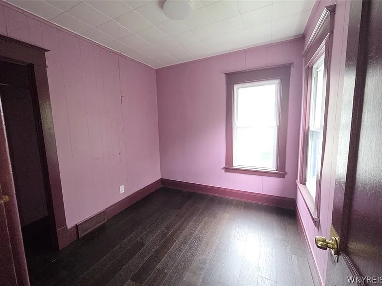 1037 Walden Ave #4 — Photo 3