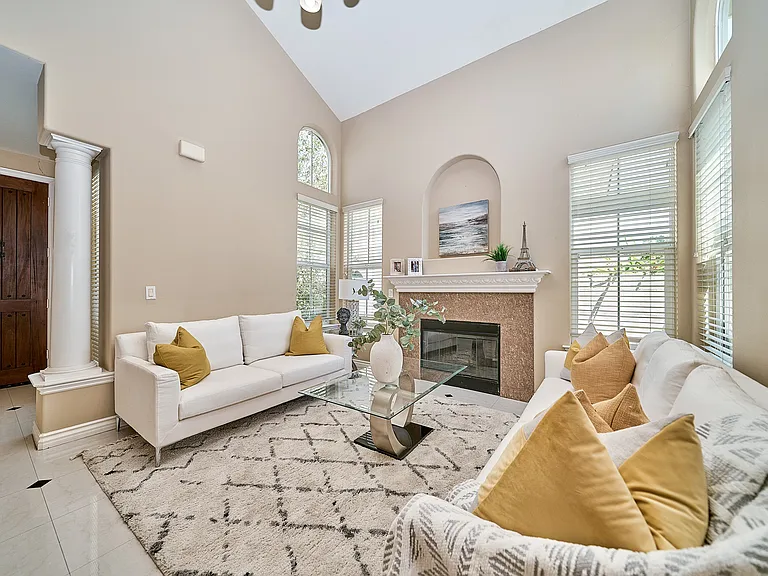 2577 Mountain Ave — Photo 11