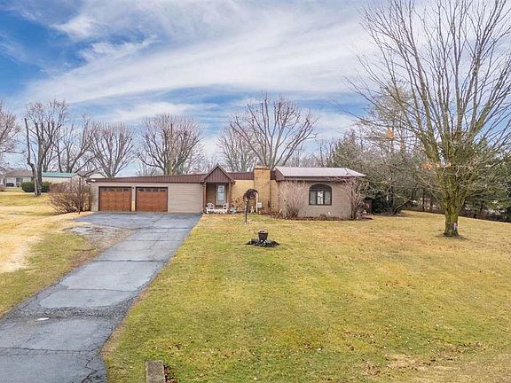 2nd image of 2136 N West Raintree Dr