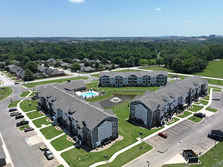 Dodson Pointe Apartment Homes — Photo 66