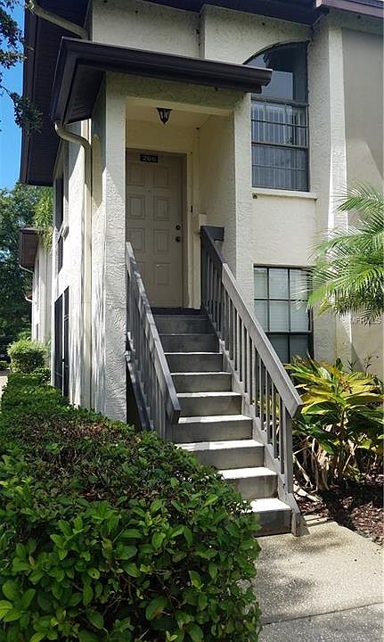 1st image of 3350 Mermoor Dr APT 206