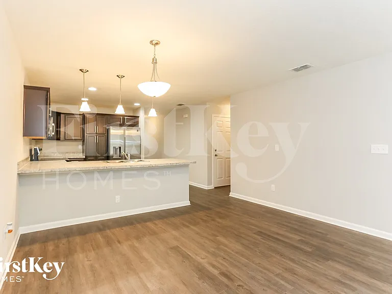 11385 Margarets Landing Pl — Photo 5