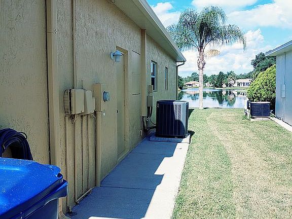 side yard