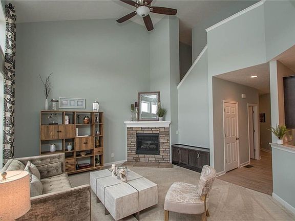 2nd image of 33258 Belladon Ct