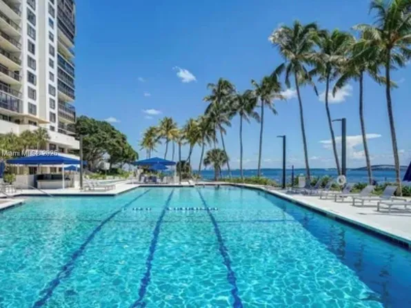 2333 Brickell Ave APT 1607, Miami, FL 33129