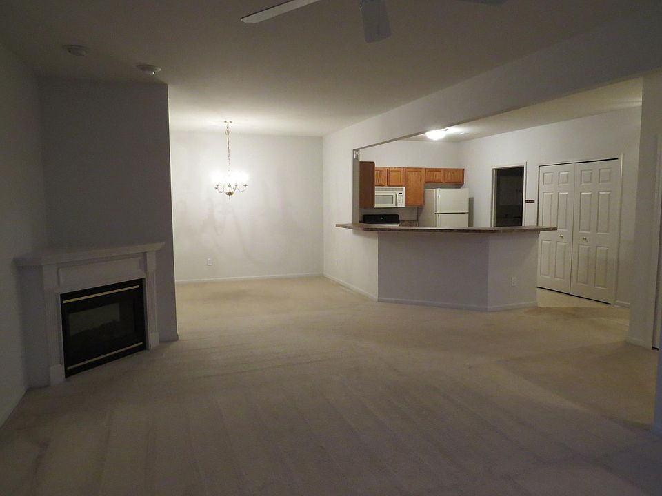 1st image of 15891 Morningside