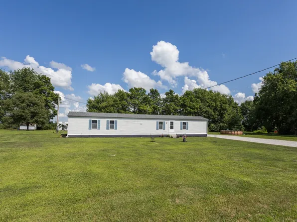 5587 S County Road 800 E, Coatesville, IN 46121