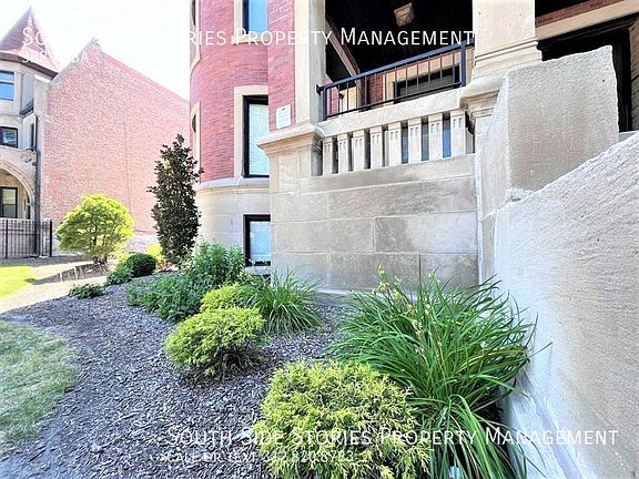 4th image of 4500 S King Dr APT 1S