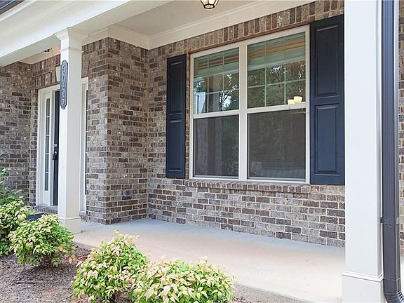 2nd image of 5956 Krim Dr