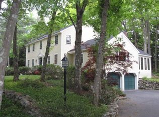 74 Blanford Pl, Bedford, NH 03110