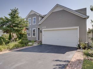 11631 S Chesapeake Dr, Plainfield, IL 60585