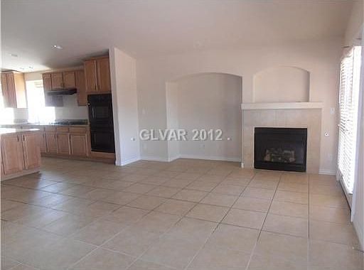 3rd image of 3781 Via Di Girolamo Ave