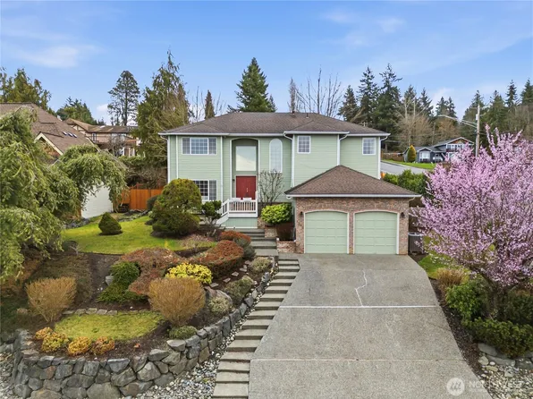 5207 69th Drive NE, Marysville, WA 98270