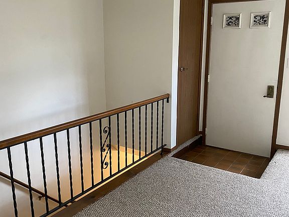 5th image of 38 Lantern Ln #38
