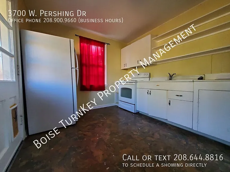 3700 W Pershing Dr — Photo 7