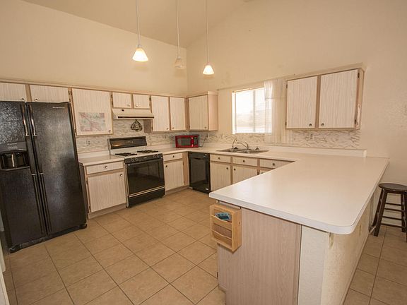 2nd image of 7089 S Avenida Sombra