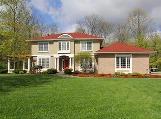 6451 Taylor Rd, Cincinnati, OH 45248