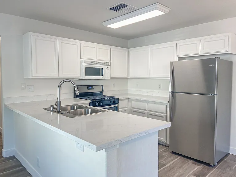 480 Posada Way — Photo 36