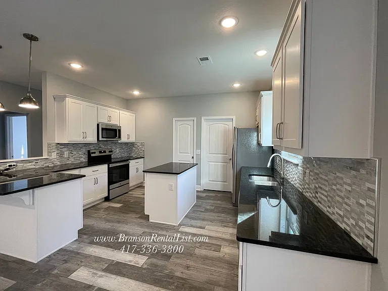 185 Siena Blvd — Photo 8