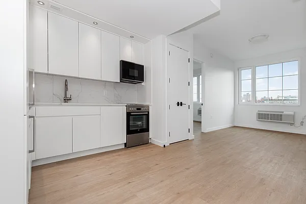 Rented by Nooklyn NYC LLC | media 14