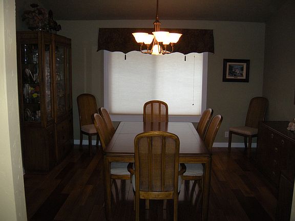 Formal Dining