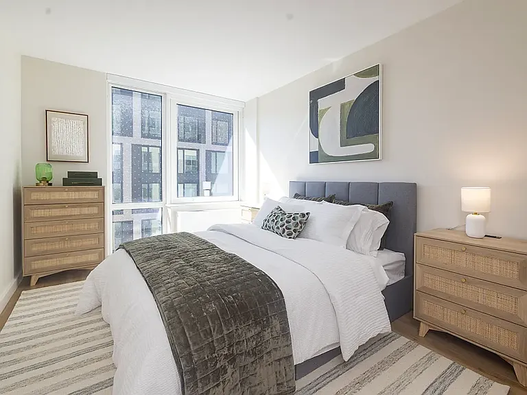 261 W 24th St #6B — Photo 4