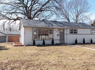 7101 W 115th Pl, Worth, IL 60482