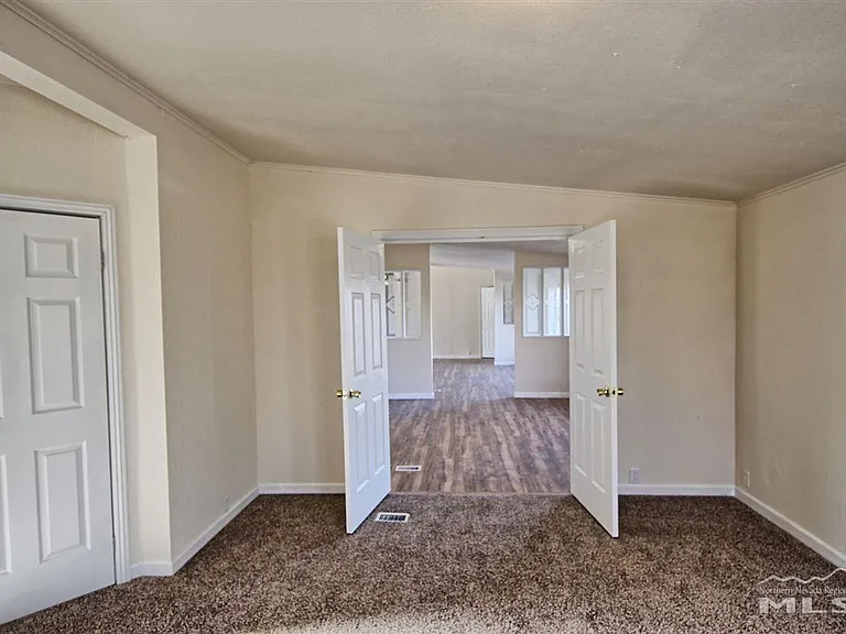 219 Ambee Way — Photo 9