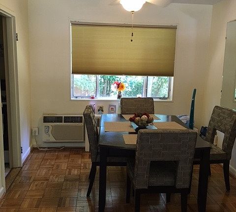 3rd image of 10309 Montrose Ave #10309