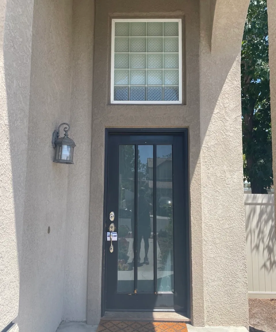 5 bed, 2335 sqft, $5,850 — Photo 3